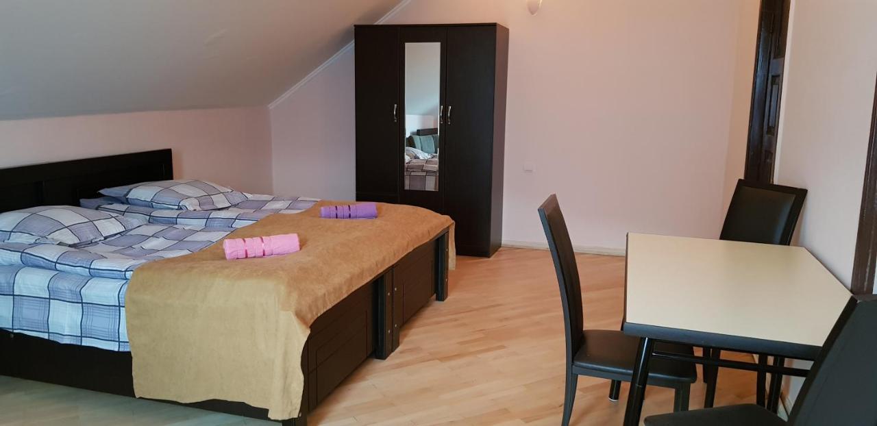 Guest House Likani 2017 Borjomi Eksteriør billede